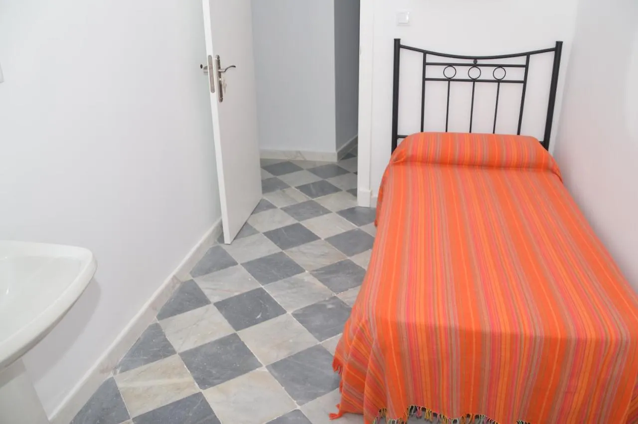 Pension Las Cuatro Naciones Cadix 0*,  Espagne